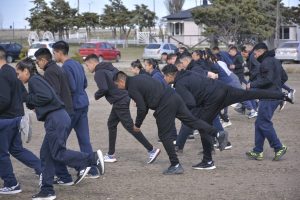 La Escuela de Formación de Agentes y Suboficiales fortalece la capacitación policial en Santa Cruz