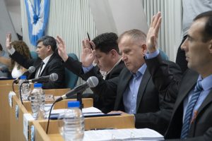 La provincia cuenta con ley que garantiza el 90% de mano de obra santacruceña