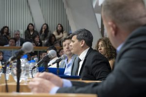 La provincia cuenta con ley que garantiza el 90% de mano de obra santacruceña