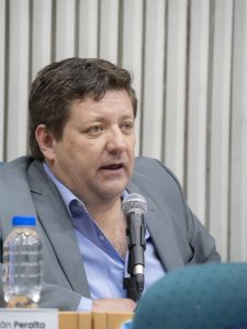 La provincia cuenta con ley que garantiza el 90% de mano de obra santacruceña