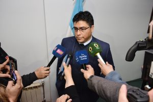 Vidal: "La justicia debe trabajar en beneficio del pueblo de Santa Cruz"