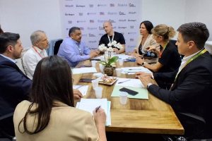 Martínez: "Estos espacios fortalecen la proyección de Santa Cruz como destino"