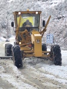 Cuenca Carbonífera: Vialidad Provincial respondió con rapidez ante la nevada y garantizó la circulación