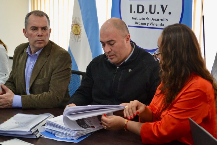IDUV acelera los procesos licitatorios para reactivar la obra pública