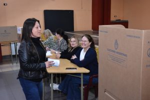 #SantaCruzElige2025: se llevó adelante una charla abierta sobre el funcionamiento de la Boleta Única de Papel