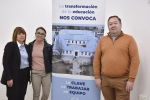 Educación y la Fundación Banco Santa Cruz concretan inversión en nuevas tecnologías