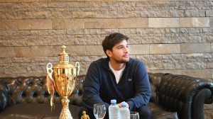 Claudio Vidal recibió a Matías Díaz Hernández, campeón mundial de aguas abiertas con “grandes” proyectos