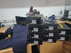 El Gobierno Provincial entregó indumentaria y calzado al personal técnico de Telecomunicaciones