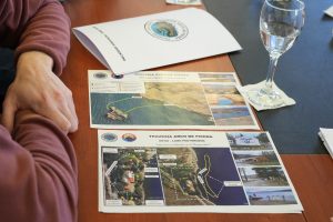 Producción se reunió con Julio Gaitán para avanzar en los preparativos de la travesía Arco de Piedra en Lago Posadas