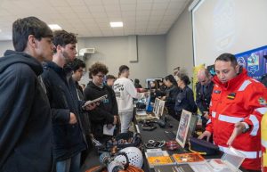 Piedra Buena: Comenzó la Expo Carreras Eligiendo mi futuro para estudiantes de Nivel Secundario