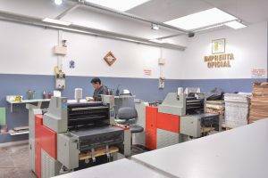 #SomosElEstado: Artes Gráficas, una pasión que se traduce en impresos y creaciones artísticas