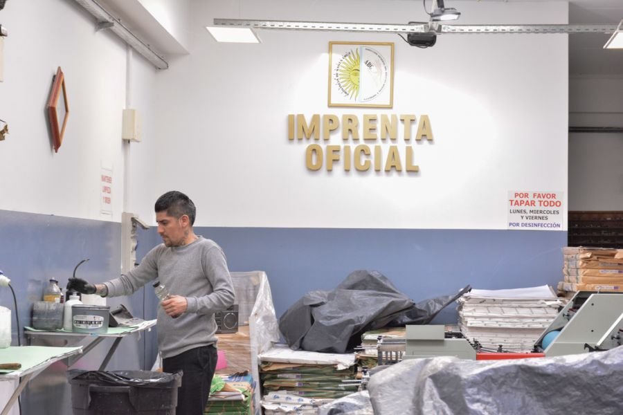 #SomosElEstado: Artes Gráficas, una pasión que se traduce en impresos y creaciones artísticas