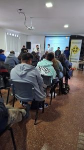 Lago Posadas: Notable participación comunitaria a la capacitación de Maquinaria Pesada