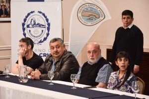 El Gobierno de Santa Cruz firmó el protocolo ambiental de la travesía “Arco de Piedra 2025”