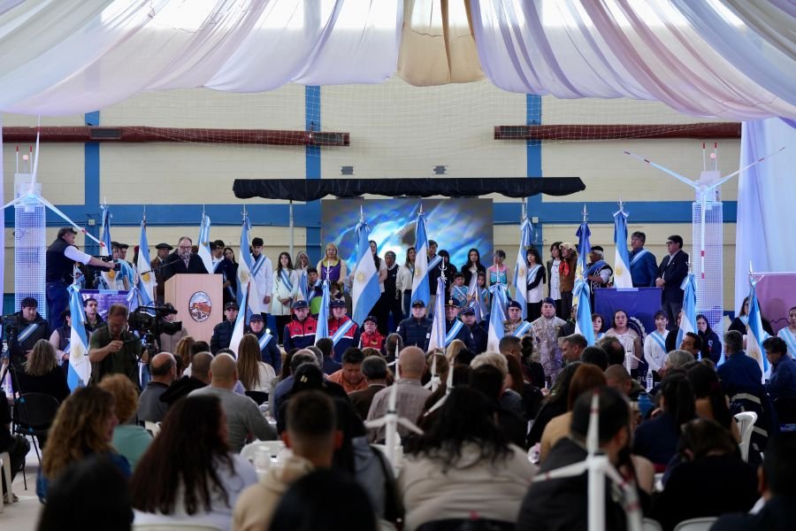 Jaramillo y Fitz Roy celebraron su 114° Aniversario con el ingreso al interconectado nacional