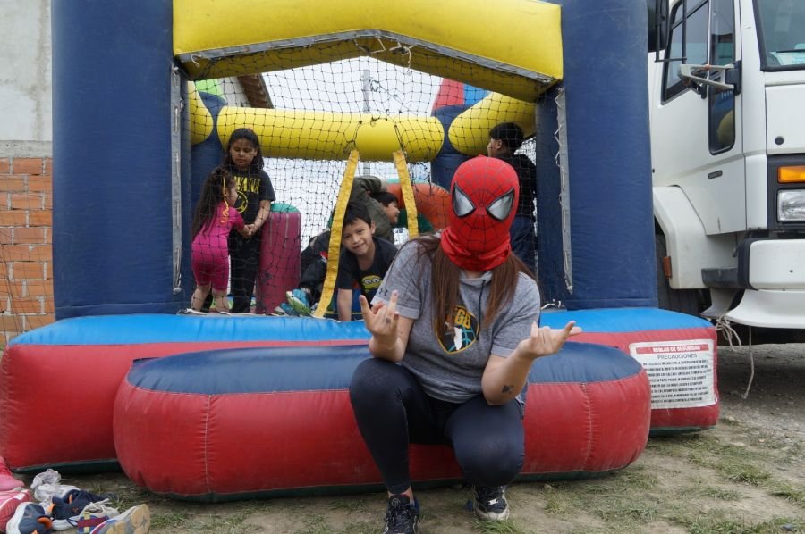 Gran concurrencia vecinal a las Jornadas Intersectoriales Santa Cruz en el barrio Bicentenario I