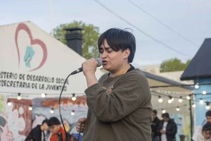 Plaza, mate y música: el Espacio de Juventudes fue escenario de una jornada de encuentro y expresión joven