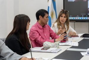 Se concretó una nueva reunión para consolidar la planificación educativa en Santa Cruz