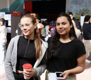 Comenzó la Expo Carreras en Caleta Olivia