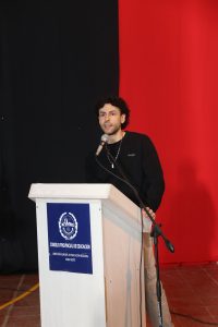 Comenzó la Expo Carreras en Caleta Olivia