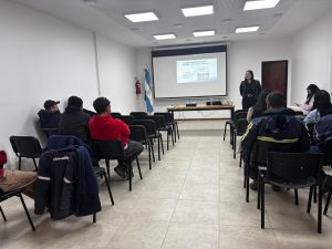 SPSE profundiza su programa de capacitaciones en distritos del norte santacruceño