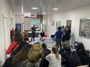 Capacitaron en primeros auxilios y RCP al personal del IDUV