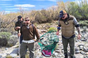 Los Antiguos: Pesca Continental decomisó 60 truchas tras intensos controles