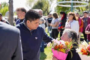 Claudio Vidal en Lago Posadas: destacó la importancia del desarrollo productivo de la localidad