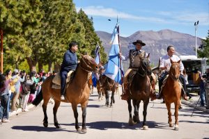 Claudio Vidal en Lago Posadas: destacó la importancia del desarrollo productivo de la localidad