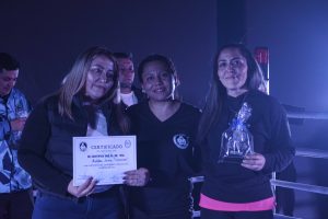 Con homenajes y talento joven, “Guantes de Oro” volvió a Río Gallegos
