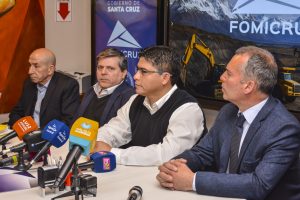 Claudio Vidal: “La actividad petrolera es clave en la provincia de Santa Cruz”