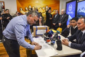 Santa Cruz recupera las áreas petroleras que dejó YPF: "Es un precedente nacional", afirmó Jaime Álvarez