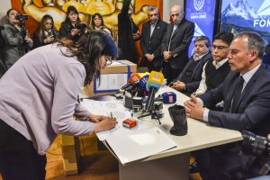 Santa Cruz recupera las áreas petroleras que dejó YPF: "Es un precedente nacional", afirmó Jaime Álvarez