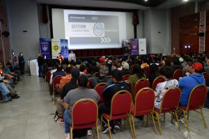 Con gran convocatoria inició la capacitación de Maquinaria pesada en Puerto Santa Cruz