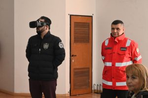 Seguridad capacitó a sus fuerzas en asistencia a personas con discapacidad visual