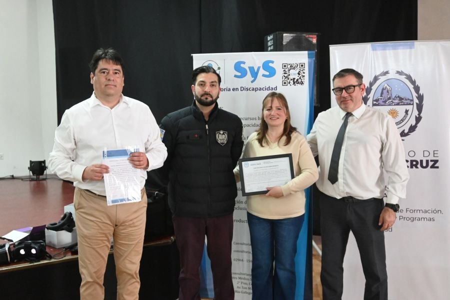 Seguridad capacitó a sus fuerzas en asistencia a personas con discapacidad visual