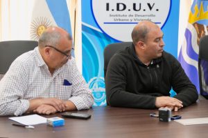 Se realizó apertura de sobres para la construcción de viviendas en Lago Posadas y Tres Lagos