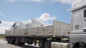 En Ramón Santos: Vidal acompañó la llegada de maquinaria esencial para la nueva etapa en la producción provincial