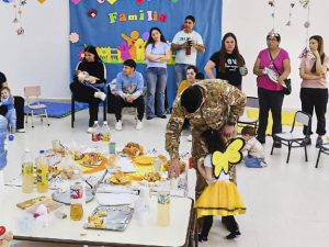 Celebración del Día de la Familia en el CDI Poicu Nuque de Comandante Luis Piedra Buena