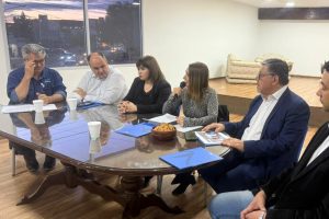 Autoridades Provinciales mantuvieron una mesa de trabajo con el sector comercial en Caleta Olivia