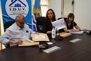 Abrieron los sobres de licitaciones para la construcción de viviendas en Los Antiguos y Koluel Kayke