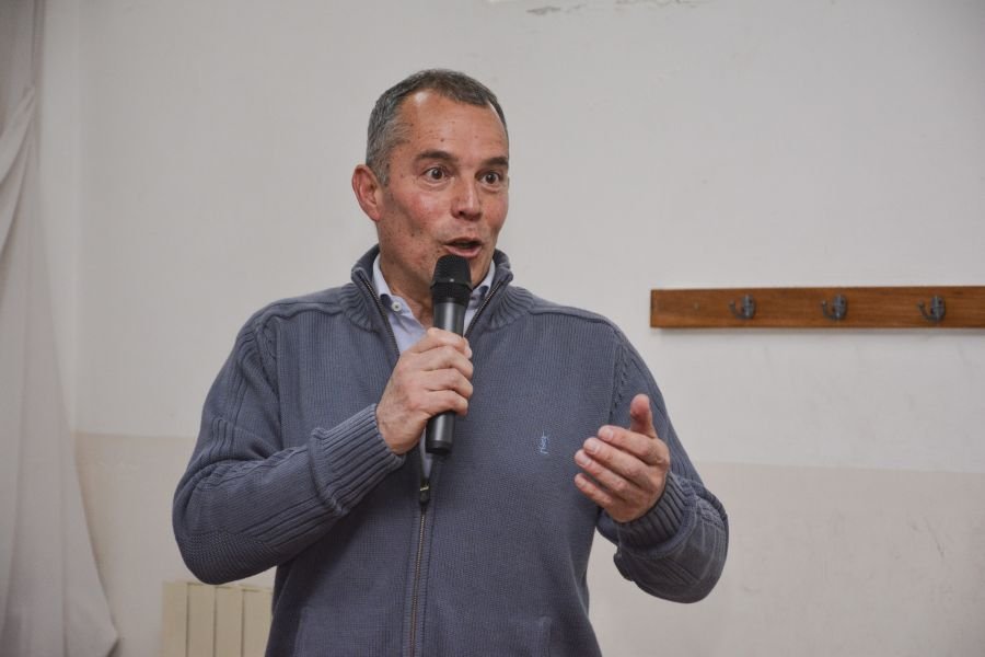 Álvarez destacó el apoyo provincial al deporte y la cultura en el Centenario del Hispano Americano