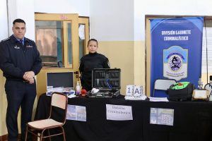 Se realizó la Expo Carreras 2025 en Los Antiguos