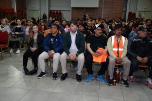 Puerto Santa Cruz: La participación en la Capacitación en Operación de maquinaria Pesada superó las expectativas