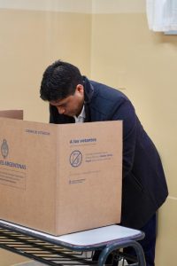 Vidal: “Votar es parte de la democracia que tanto nos costó obtener”