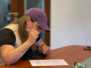 El Gobierno Provincial acompaña el proceso de escrituración de vecinos de Gobernador Gregores