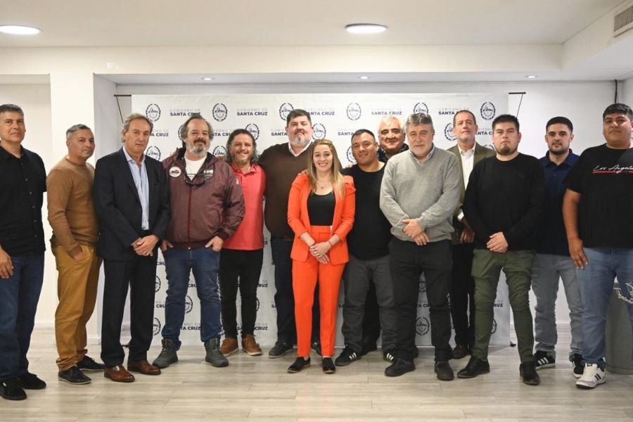 Impulsan el diálogo y la coordinación para garantizar la operatividad en los puertos