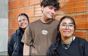 Estudiantes de Pico Truncado recorrieron la Expo Carreras 2025