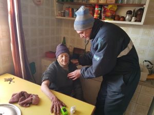 Vialidad Provincial coordinó operativo de rescate de una familia varada al sur de Las Heras