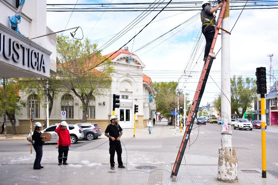 Alumnos de la Escuela Industrial N°6 realizan prácticas profesionalizantes en entes provinciales
